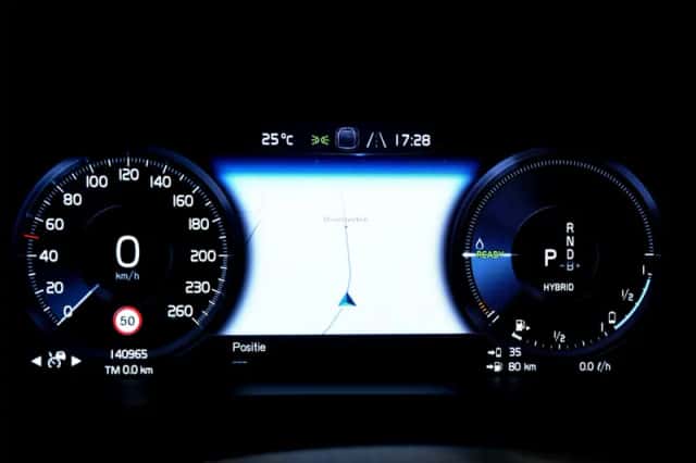 Volvo XC40 (2022) thumbnail 6