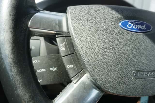 Ford Focus (2008) thumbnail 6