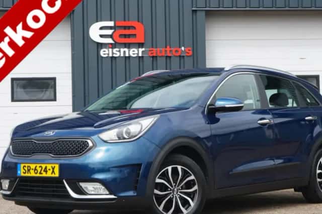Kia Niro (2018) thumbnail 1