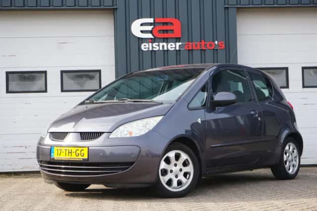 Mitsubishi Colt (2006) thumbnail 4