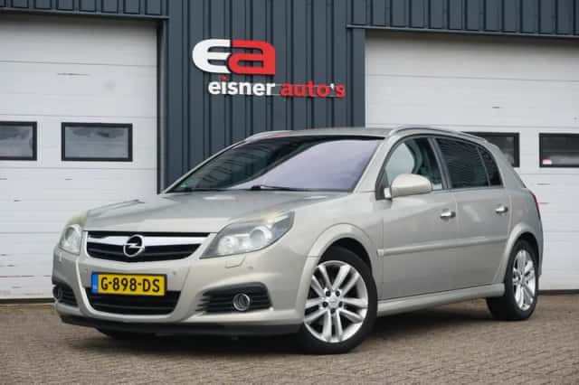 Opel Signum (2008) thumbnail 4