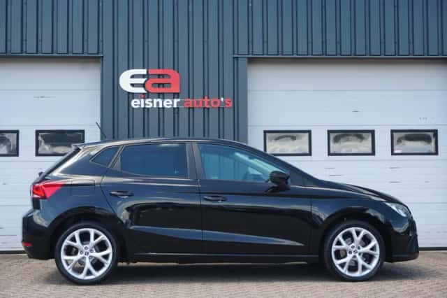 SEAT Ibiza (2019) thumbnail 4