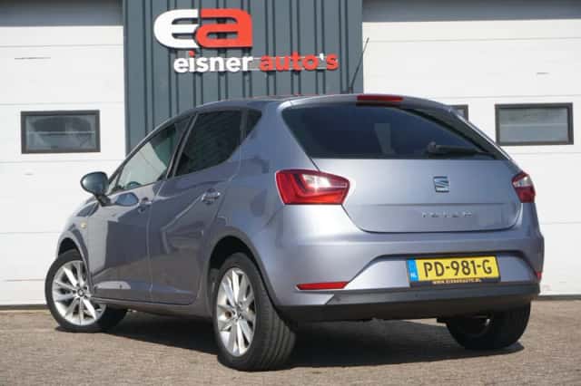 SEAT Ibiza (2017) thumbnail 5