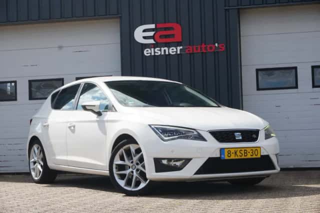 SEAT Leon (2013) thumbnail 6