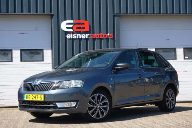 Škoda Rapid (2015) thumbnail 4