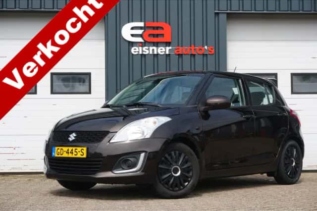 Suzuki Swift (2015) thumbnail 2