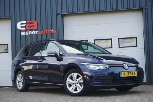 Volkswagen Golf (2021) thumbnail 5