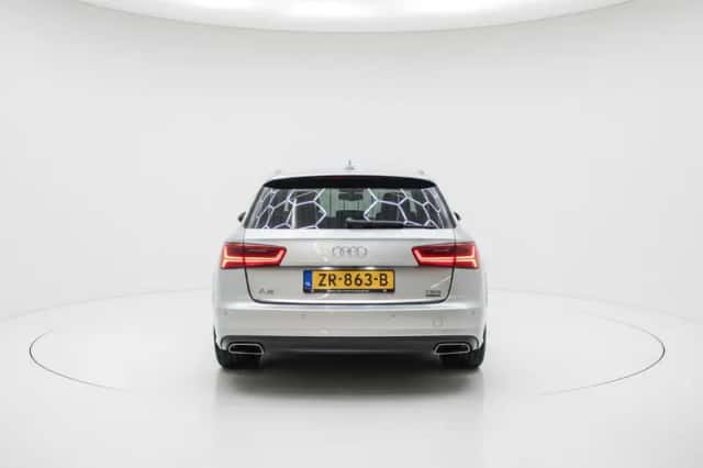 Audi A6 (2016) thumbnail 5