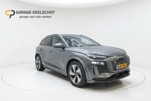 Audi Q6 e-tron (2025) thumbnail 1