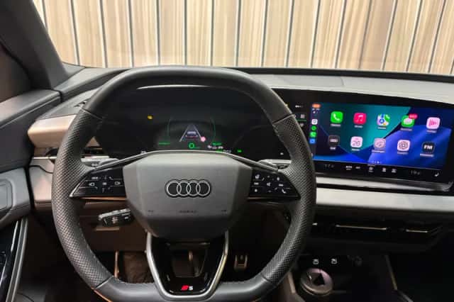 Audi Q6 e-tron (2025) thumbnail 2