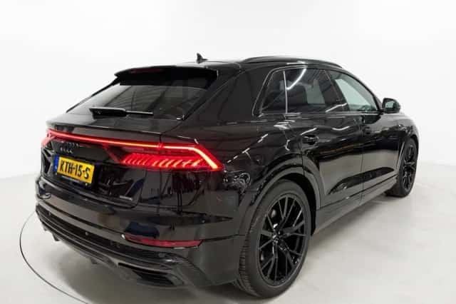 Audi Q8 (2022) thumbnail 5
