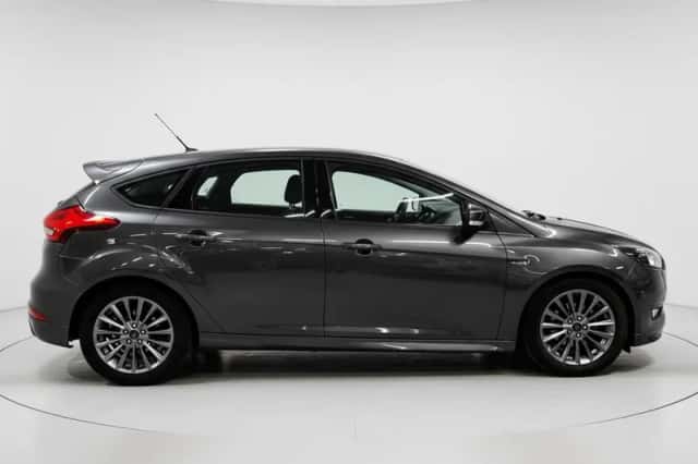 Ford Focus (2018) thumbnail 4