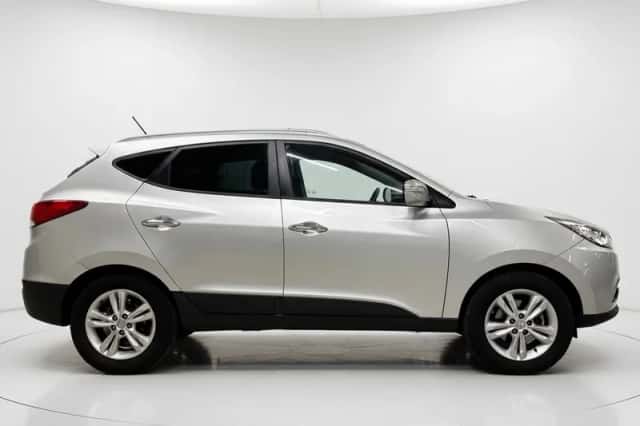 Hyundai ix35 (2013) thumbnail 4