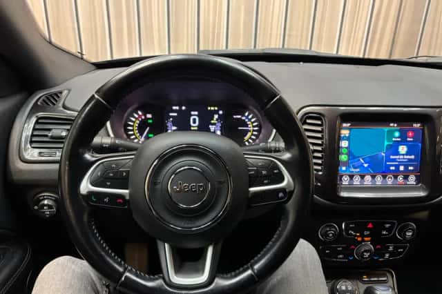 Jeep Compass (2020) thumbnail 2