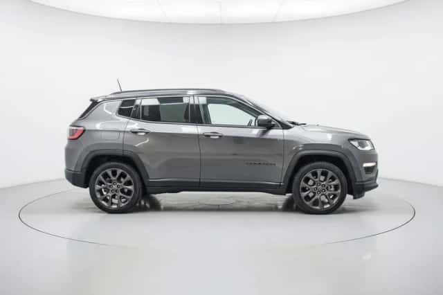 Jeep Compass (2020) thumbnail 4