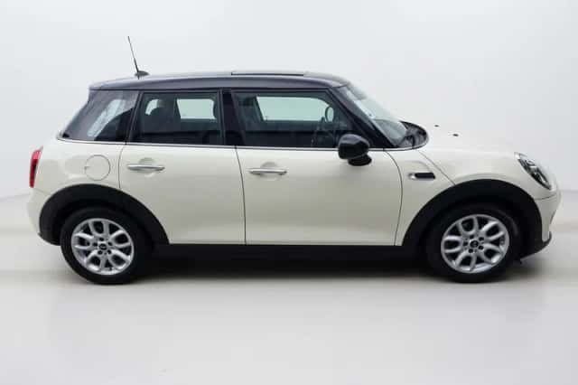MINI Cooper (2019) thumbnail 3