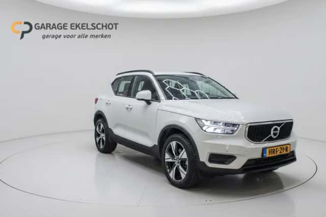 Volvo XC40 (2022) thumbnail 1