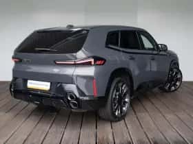 BMW XM (2024) thumbnail 2
