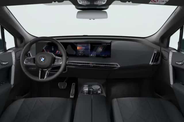 BMW iX (2026) thumbnail 3