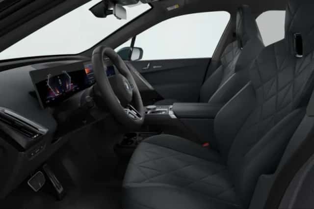 BMW iX (2026) thumbnail 4