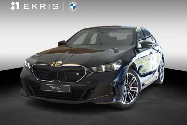 BMW i5 (2026) thumbnail 1