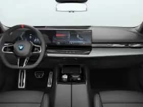 BMW i5 (2026) thumbnail 3