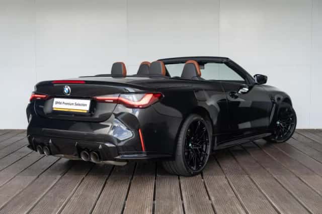 BMW M4 (2022) thumbnail 2