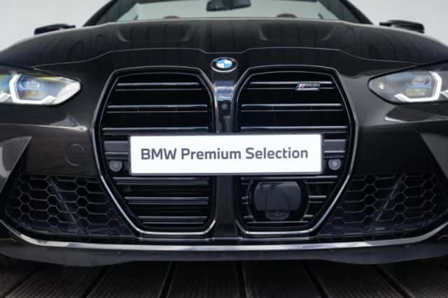 BMW M4 (2022) thumbnail 16