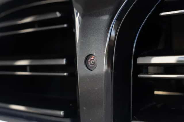 BMW M4 (2022) thumbnail 19