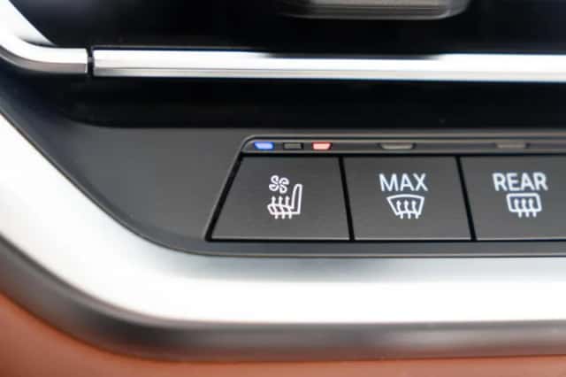 BMW M4 (2022) thumbnail 31
