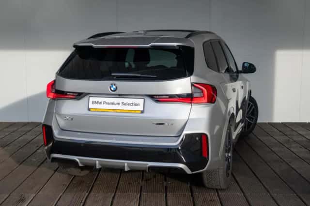 BMW X1 (2025) thumbnail 2