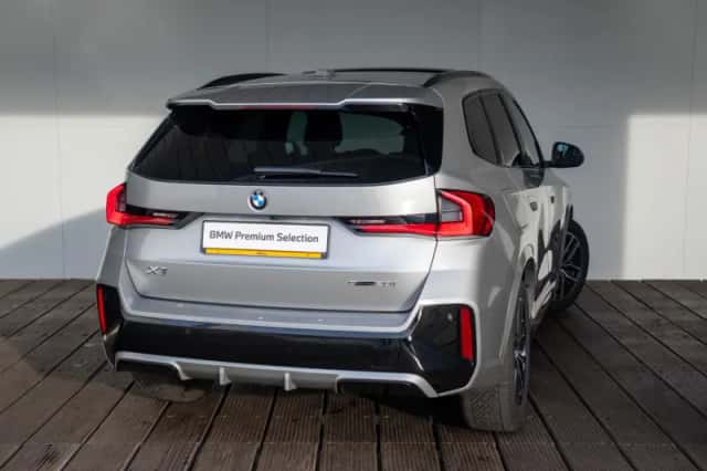BMW X1 (2025) thumbnail 2