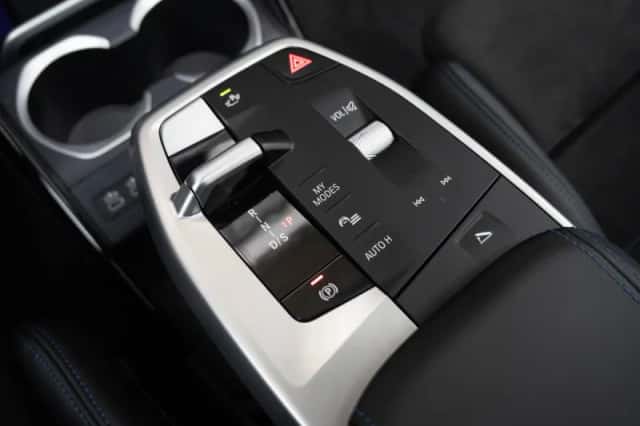 BMW X1 (2025) thumbnail 12