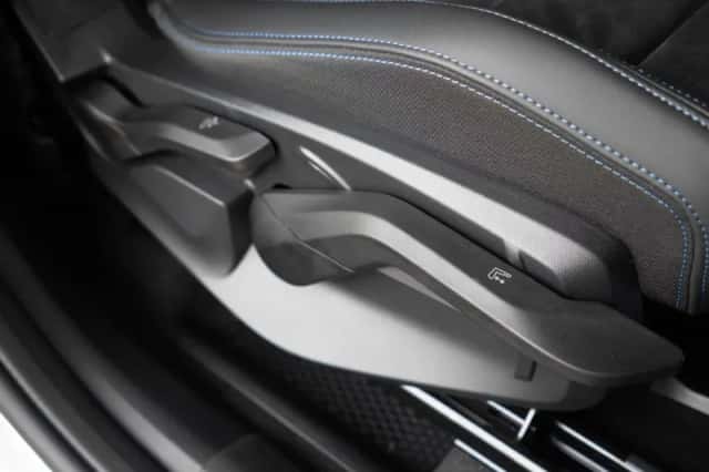 BMW X1 (2025) thumbnail 17