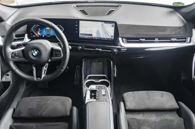 BMW X1 (2025) thumbnail 3