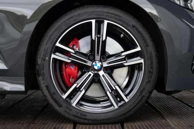 BMW 3-Serie (2025) thumbnail 6