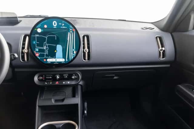 MINI Countryman (2026) thumbnail 9