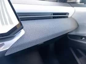 BMW iX3 (2026) thumbnail 34