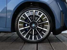 BMW iX3 (2026) thumbnail 6