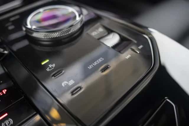 BMW 5-Serie (2025) thumbnail 16
