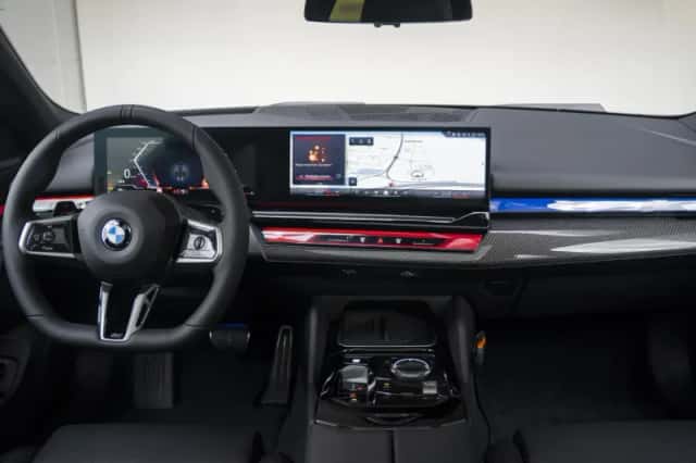 BMW 5-Serie (2025) thumbnail 3
