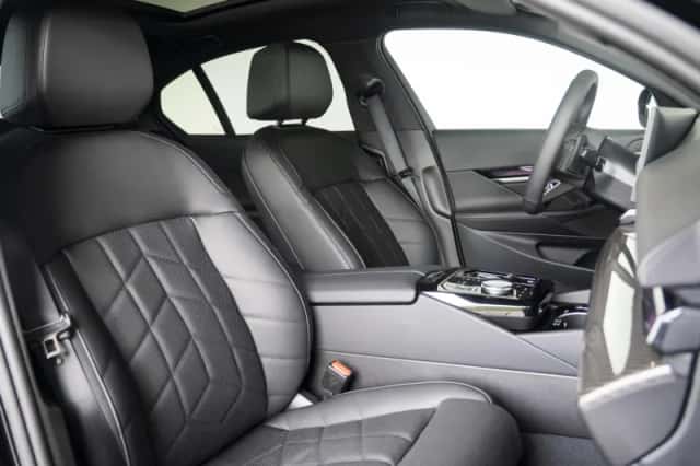 BMW 5-Serie (2025) thumbnail 4