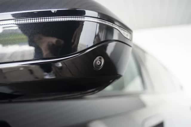 BMW 5-Serie (2025) thumbnail 53