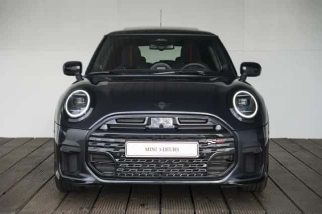 MINI Cooper (2026) thumbnail 2
