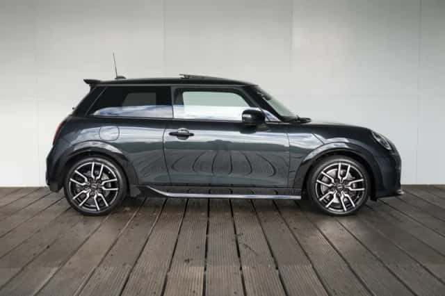 MINI Cooper (2026) thumbnail 3