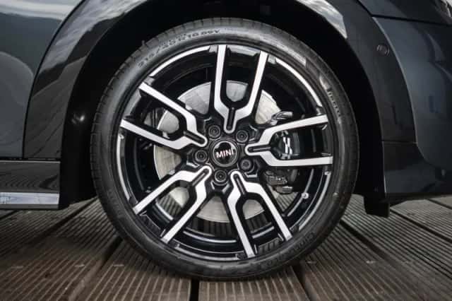 MINI Cooper (2026) thumbnail 5