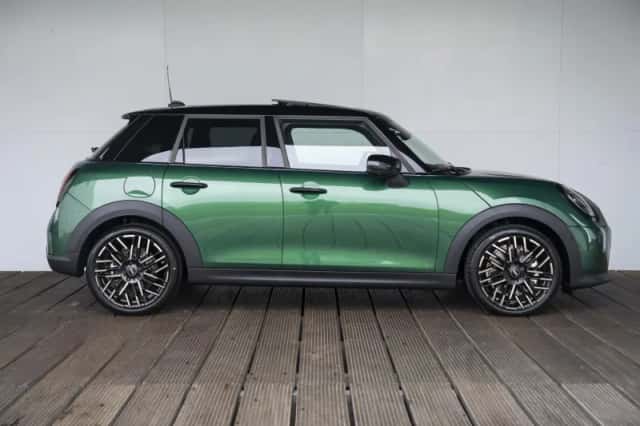 MINI Cooper (2026) thumbnail 4