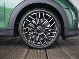 MINI Cooper (2026) thumbnail 6
