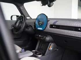 MINI Cooper (2026) thumbnail 51