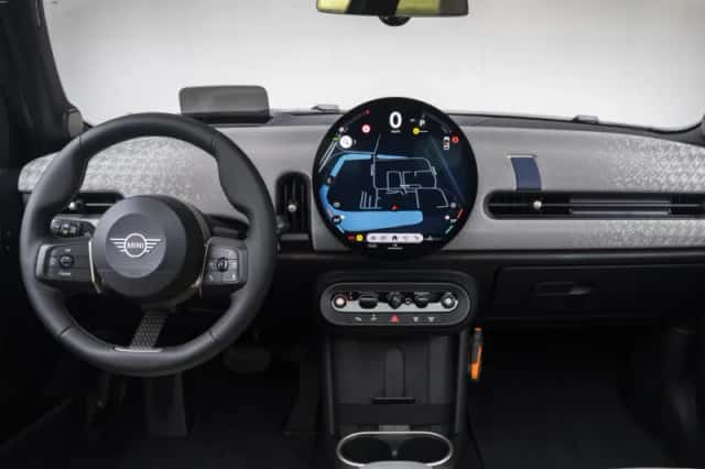 MINI Cooper (2026) thumbnail 9